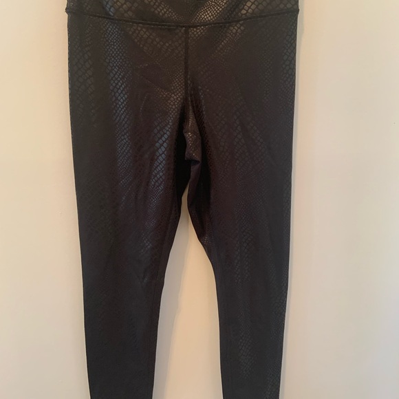 INC International Concepts Crocodile Print Leggings - Picture 1 of 6